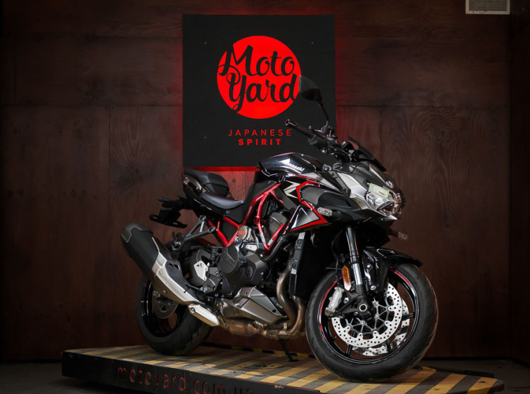 Мотоцикл Kawasaki ZH2 с пробегом 3628 км