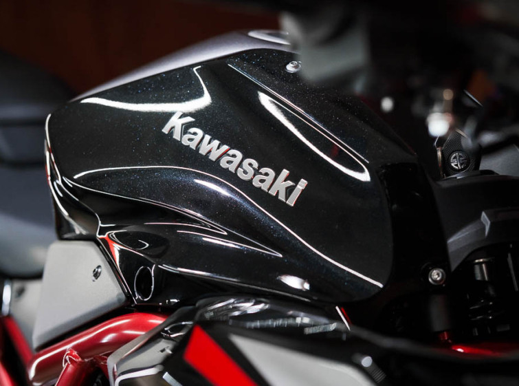 Мотоцикл Kawasaki ZH2 с пробегом 3628 км