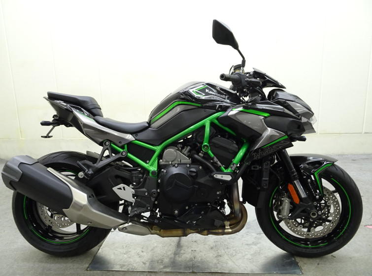 Мотоцикл Kawasaki ZH2 с пробегом 4247 км