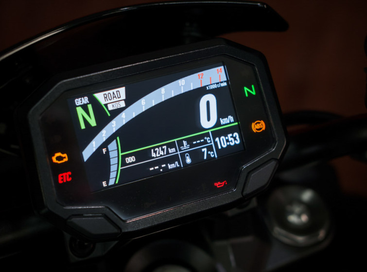 Мотоцикл Kawasaki ZH2 с пробегом 4247 км