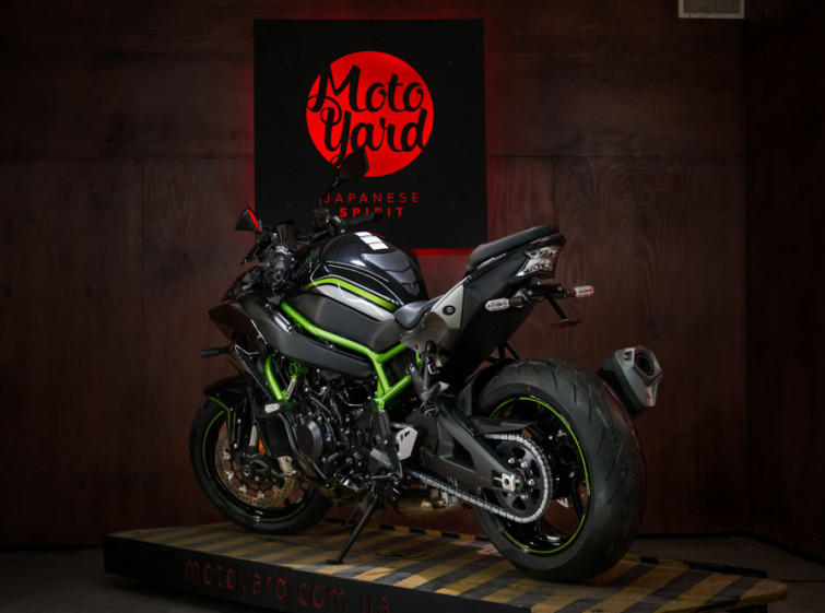 Мотоцикл Kawasaki ZH2 с пробегом 4247 км