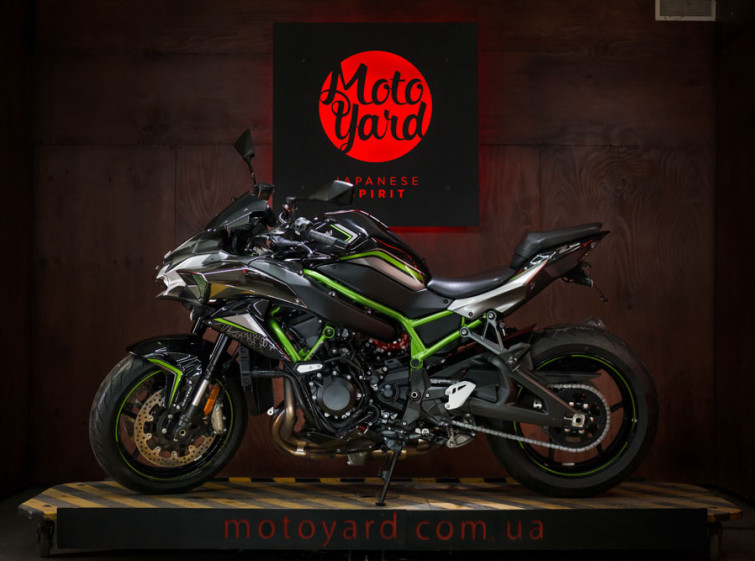 Мотоцикл Kawasaki ZH2 с пробегом 4247 км