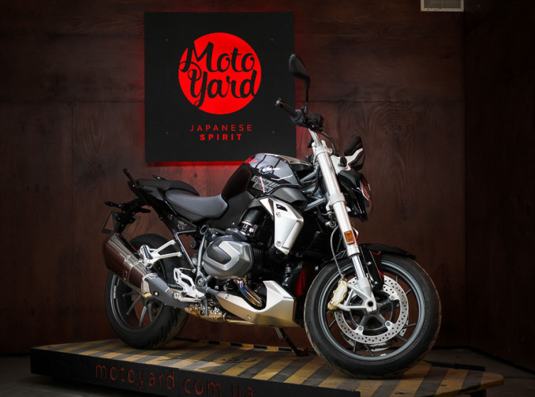 Мотоцикл BMW R1250R с пробегом 1725 км