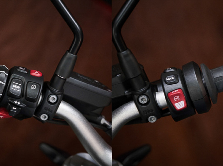 Мотоцикл BMW R1250R с пробегом 1725 км