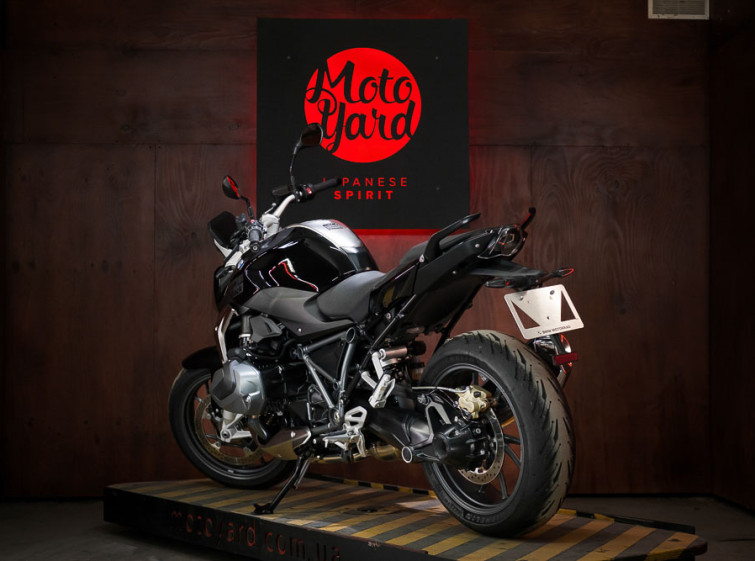Мотоцикл BMW R1250R с пробегом 1725 км