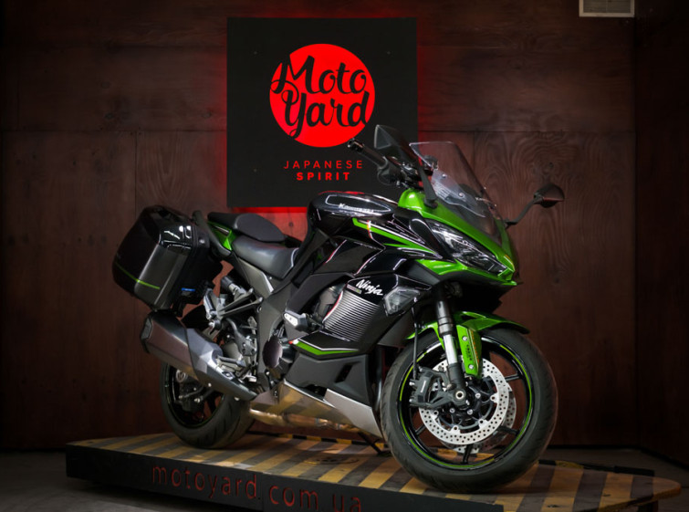 Мотоцикл Kawasaki Ninja 1000 с пробегом 5990 км