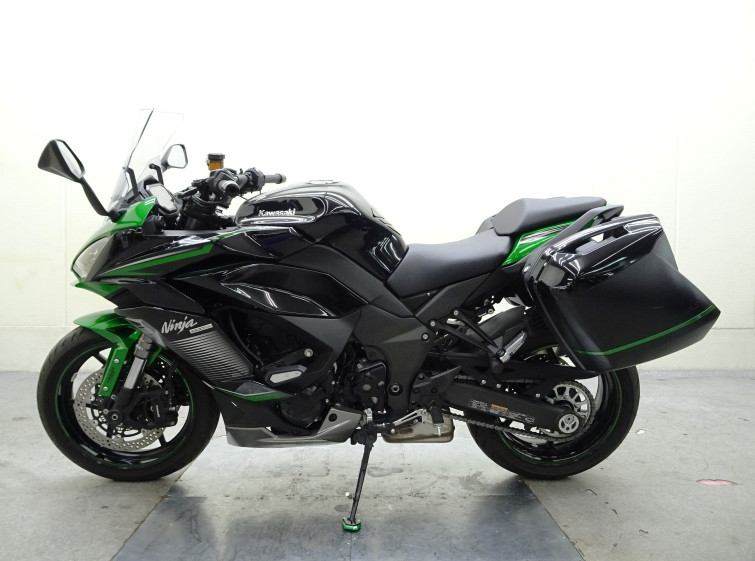 Мотоцикл Kawasaki Ninja 1000 з пробігом 5990 км