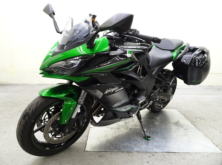 Мотоцикл Kawasaki Ninja 1000 з пробігом 5990 км
