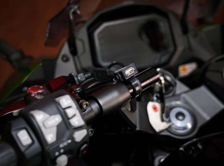 Мотоцикл Kawasaki Ninja 1000 с пробегом 5990 км