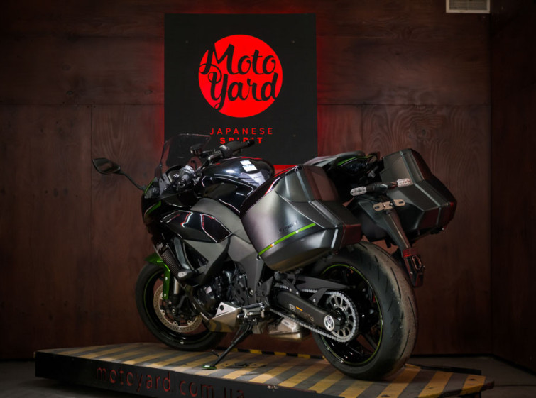 Мотоцикл Kawasaki Ninja 1000 с пробегом 5990 км