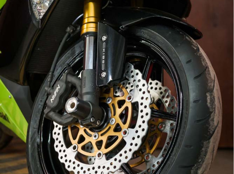 Мотоцикл Kawasaki ZX-6R ABS з пробігом 18449 км