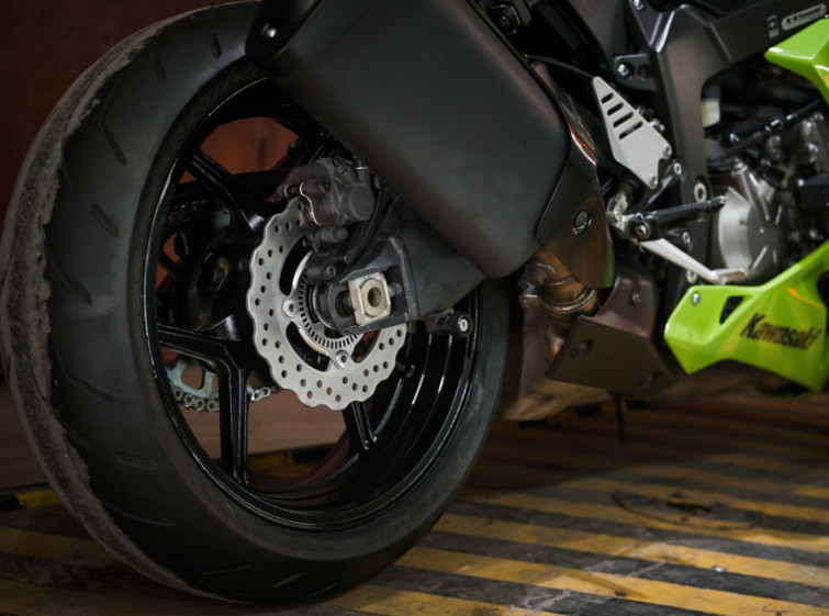 Мотоцикл Kawasaki ZX-6R ABS з пробігом 18449 км