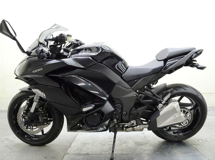 Мотоцикл Kawasaki Ninja 1000 с пробегом 5777 км
