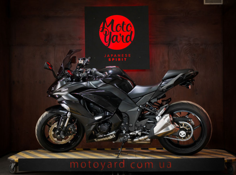 Мотоцикл Kawasaki Ninja 1000 с пробегом 5778 км