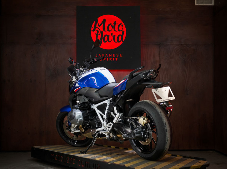 Мотоцикл BMW R1250R с пробегом 8231 км