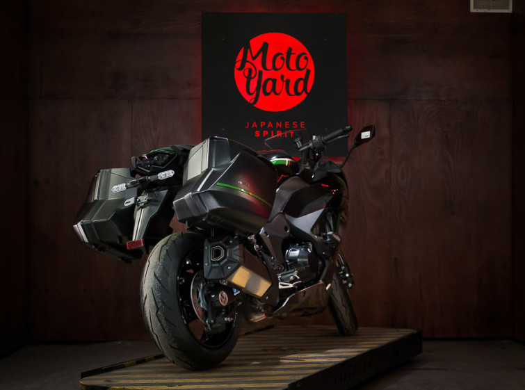 Мотоцикл Kawasaki Ninja 1000 с пробегом 9181 км