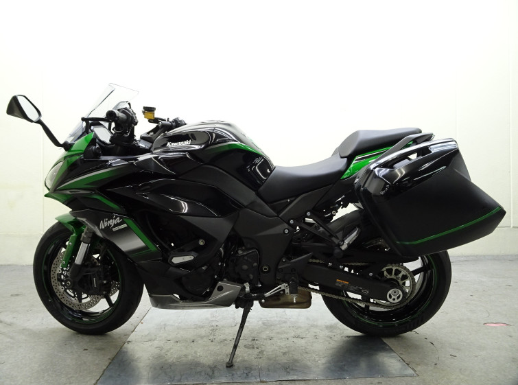 Мотоцикл Kawasaki Ninja 1000 с пробегом 9181 км