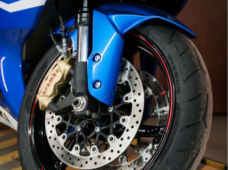 Мотоцикл Suzuki GSX-R 1000 с пробегом 20438 км