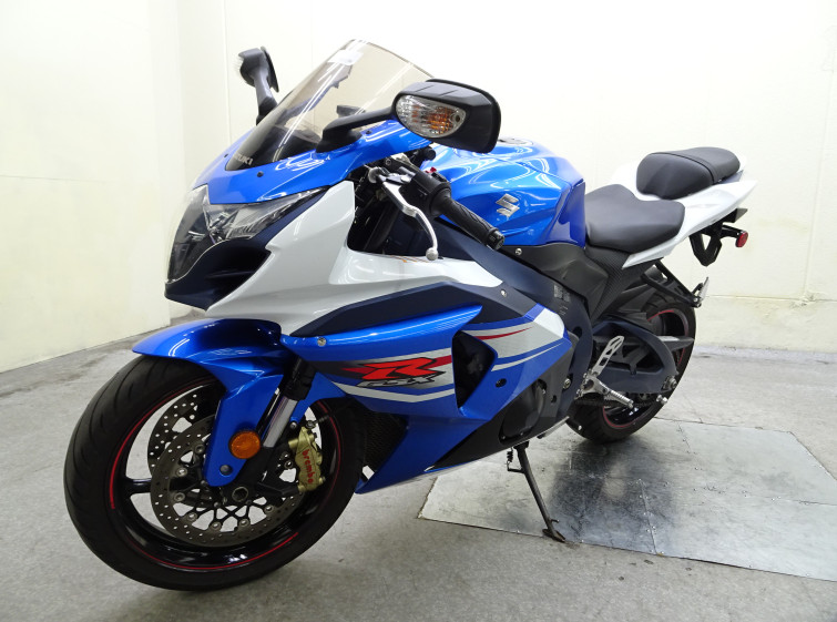 Мотоцикл Suzuki GSX-R 1000 с пробегом 23500 км