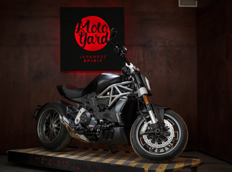 Мотоцикл Ducati X Diavel з пробігом 14989 км