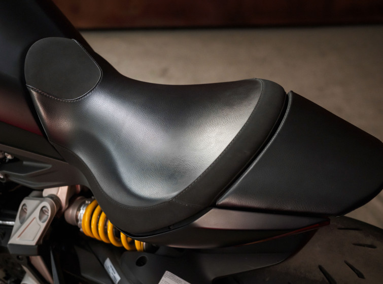 Мотоцикл Ducati X Diavel з пробігом 14989 км