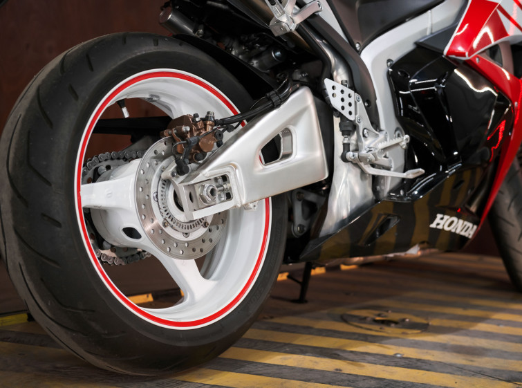 Мотоцикл Honda CBR600RR ABS с пробегом 4154 км