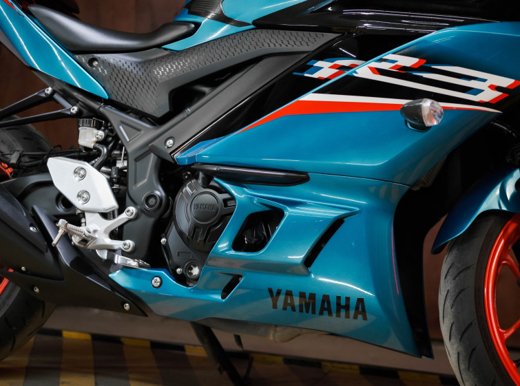 Мотоцикл Yamaha YZF-R3 с пробегом 15426 км