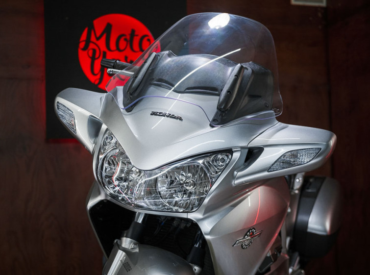 Мотоцикл Honda ST1300 Pan European ABS с пробегом 8298 миль