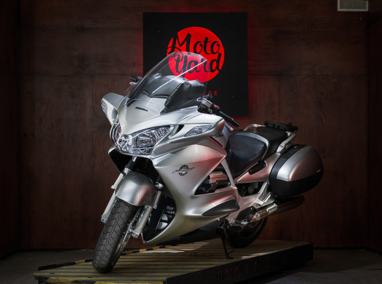 Мотоцикл Honda ST1300 Pan European ABS с пробегом 8298 миль