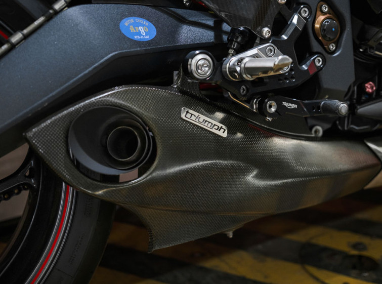 Мотоцикл Triumph Street Triple R ABS с пробегом 19143 км