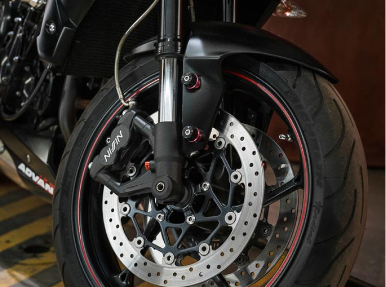 Мотоцикл Triumph Street Triple R ABS с пробегом 19143 км