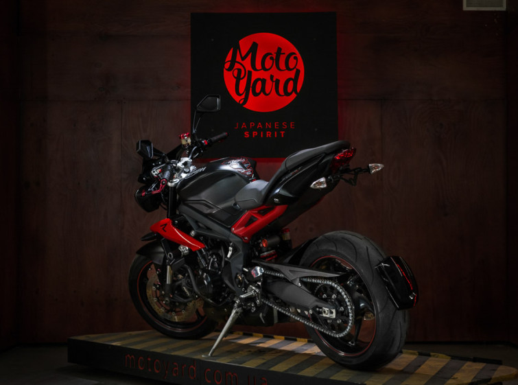 Мотоцикл Triumph Street Triple R ABS с пробегом 19143 км