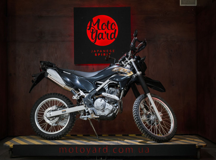 Мотоцикл Kawasaki KLX230 с пробегом 1098 км