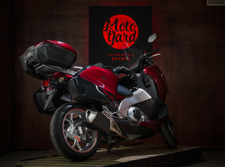 Макси-скутер Honda NC700 INTEGRA ABS с пробегом 15088 км