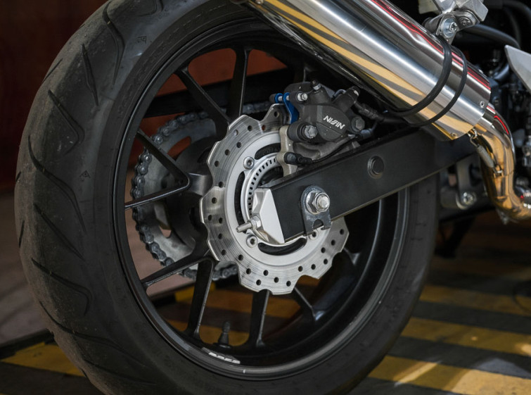 Мотоцикл Honda CBR400R ABS с пробегом 13886 км