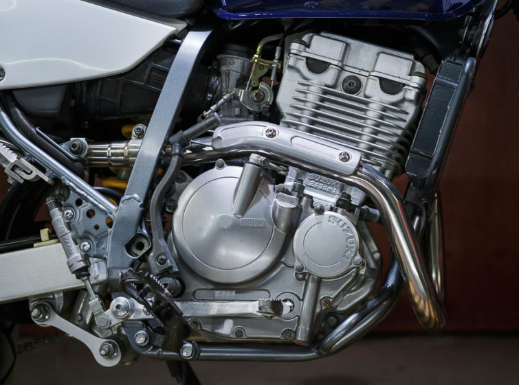 Мотоцикл Suzuki DJEBEL 250XC з пробігом 16744 км