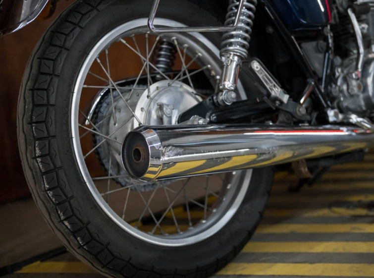 Мотоцикл Yamaha SR400 с пробегом 30970 км