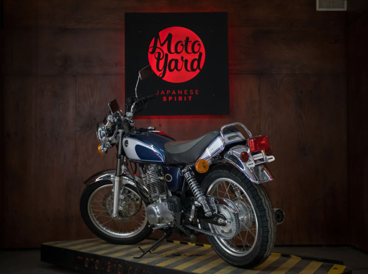 Мотоцикл Yamaha SR400 с пробегом 30970 км