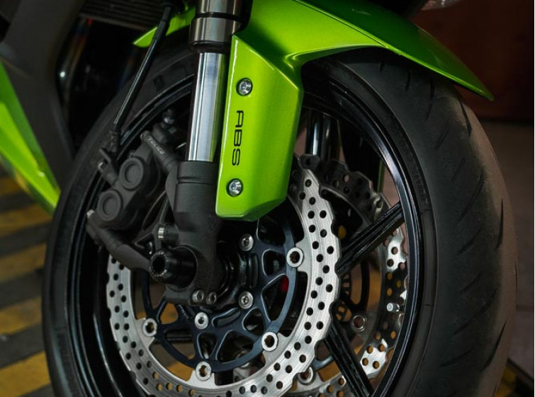 Мотоцикл Kawasaki Ninja 1000 Traction з пробігом 27863км