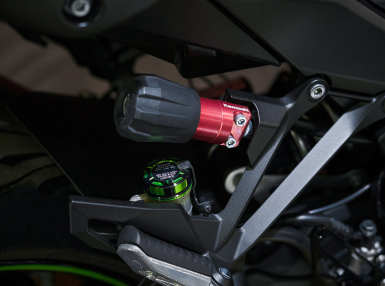 Мотоцикл Kawasaki Ninja Z1000SX Traction с пробегом 14720 км