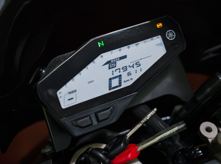 Мотоцикл Yamaha MT-09 ABS с пробегом 17945 км