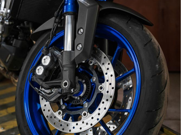 Мотоцикл Yamaha MT-09 ABS с пробегом 17945 км