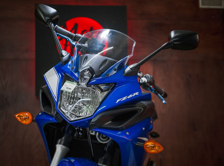 Мотоцикл Yamaha FZ6R с пробегом 8127 км