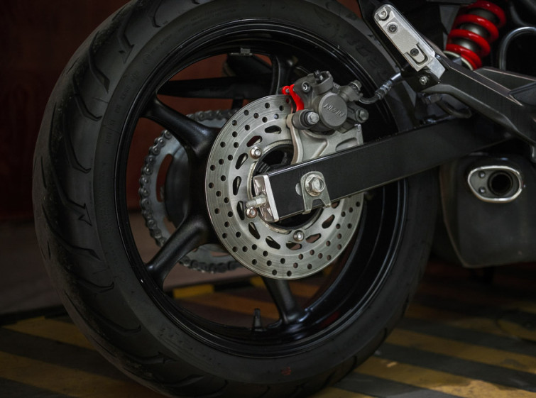 Мотоцикл Yamaha FZ6R с пробегом 8127 км