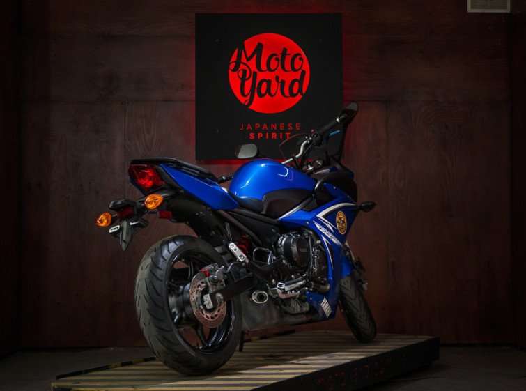 Мотоцикл Yamaha FZ6R с пробегом 8127 км