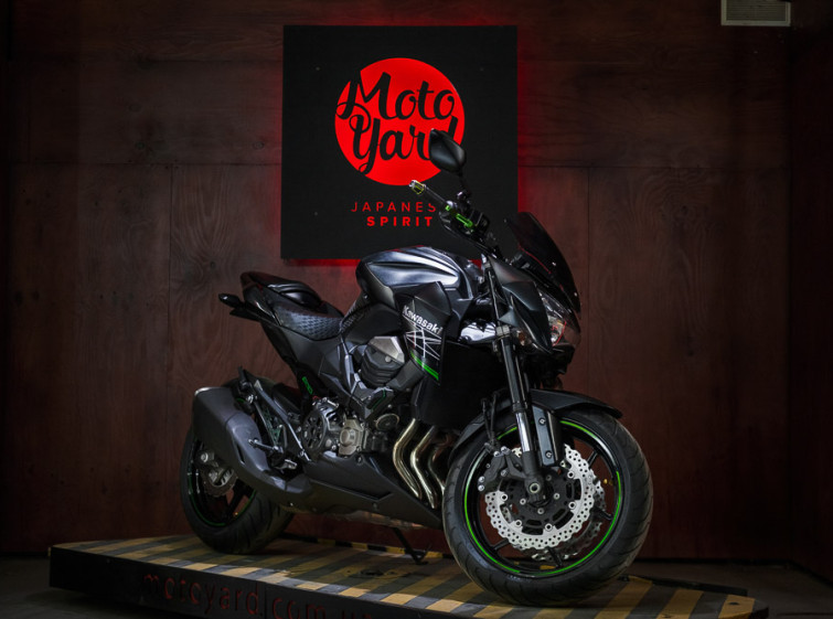 Мотоцикл Kawasaki Z800 с пробегом 17700 км