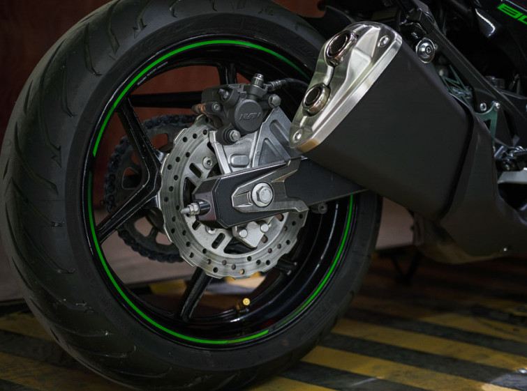 Мотоцикл Kawasaki Z800 с пробегом 17700 км