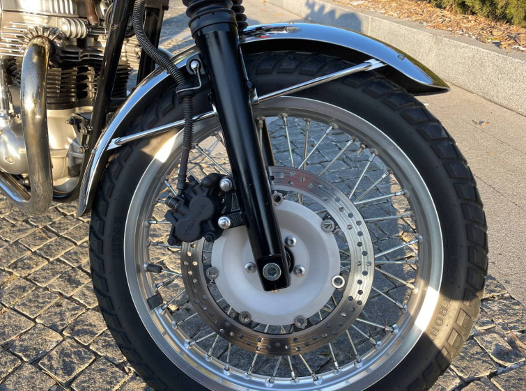 Мотоцикл Kawasaki W650 с пробегом 28000 км