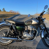 Мотоцикл Kawasaki W650 с пробегом 28000 км