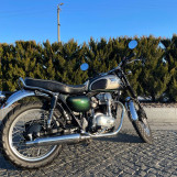 Мотоцикл Kawasaki W650 с пробегом 28000 км
